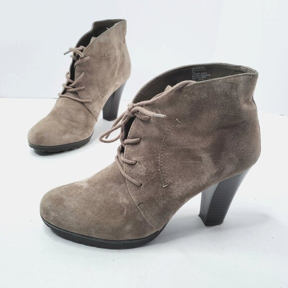 White Mountain Ankle Boots Size 7 Taupe Suede High Block Heel Dressy Booties - Picture 1 of 11